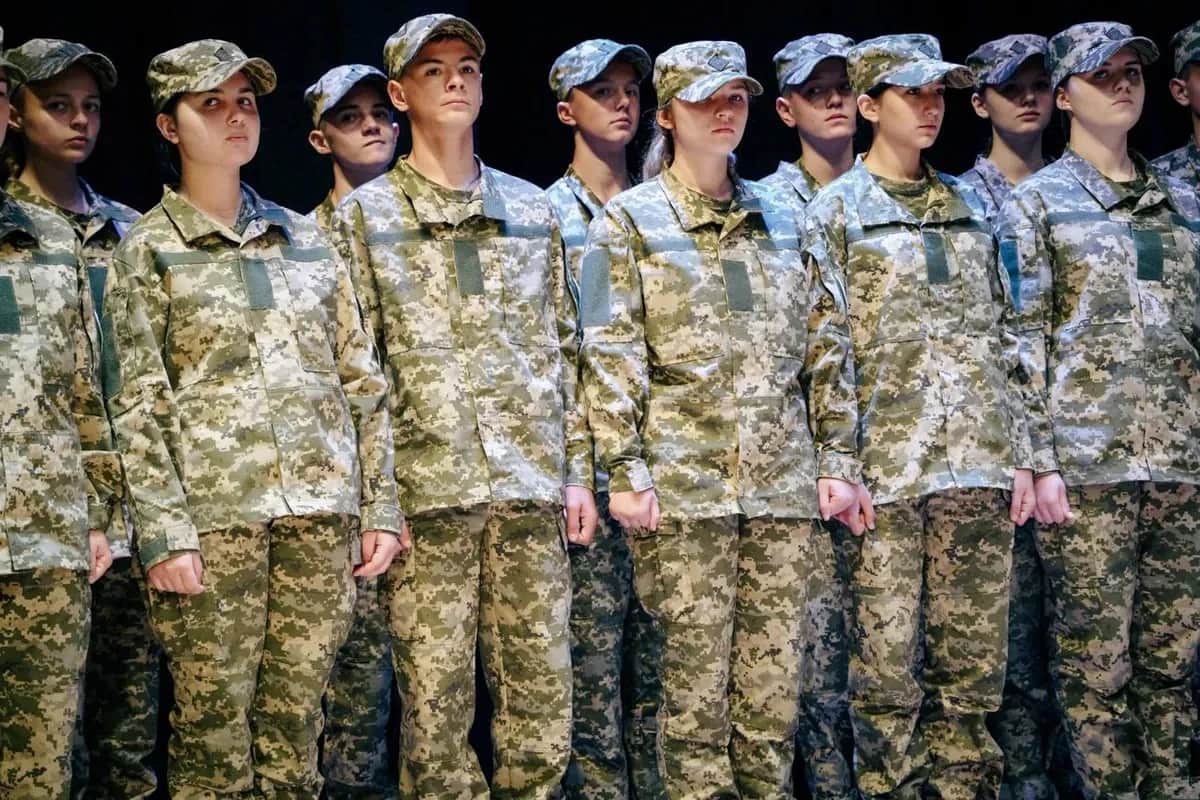 У Полтавському військовому ліцеї імені Віталія Грицаєнка вперше склали присягу