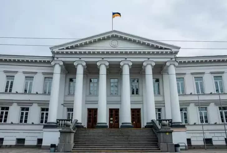 Як партії відкликали депутатів: Полтавська обласна та міська ради