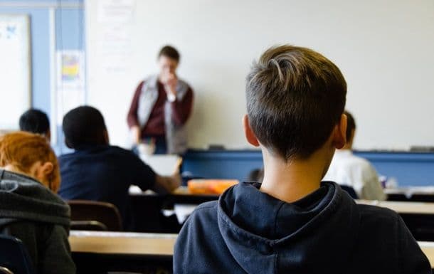 В українських школах працюватимуть вихователі безпеки