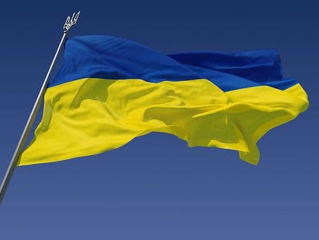 Встановлення флагштоку в Полтаві: найбільше за роботи пропонує «Полтавтрансбуд»