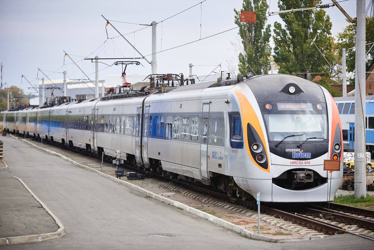 «Укрзалізниця» призначає новий тимчасовий рейс через Полтавщину