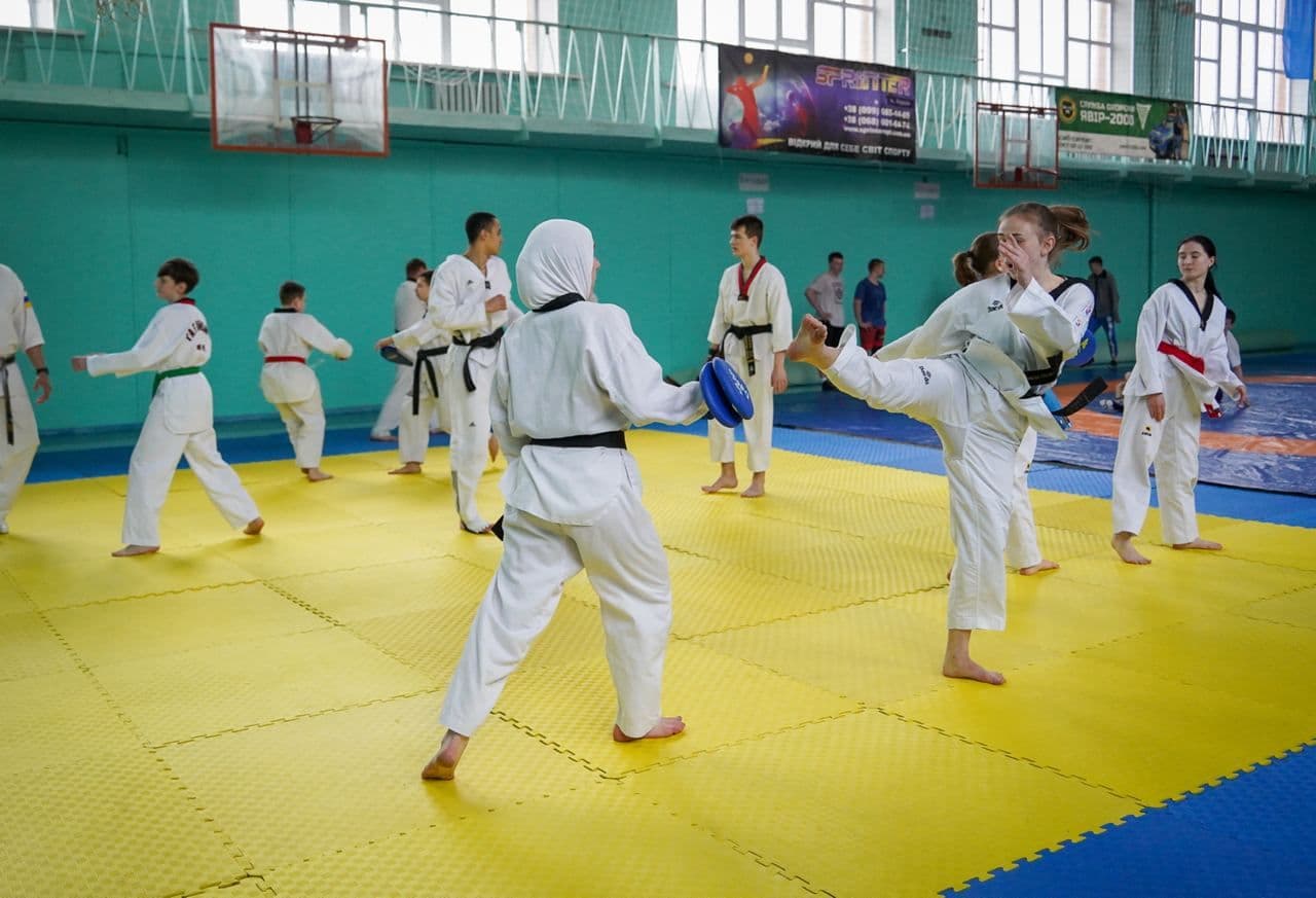 Полтава прийняла спортсменів із Харківщини та Донеччини