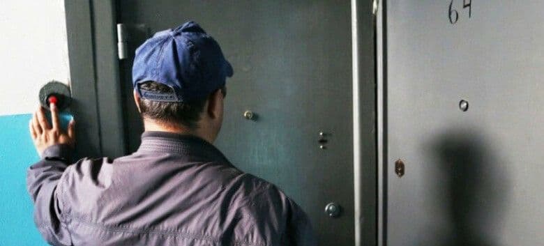 На Полтавщині шахраї прикидаються комунальниками, аби проникати в чужі оселі