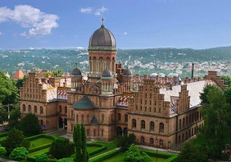 10 українських вишів увійшли у рейтинг найкращих у світі