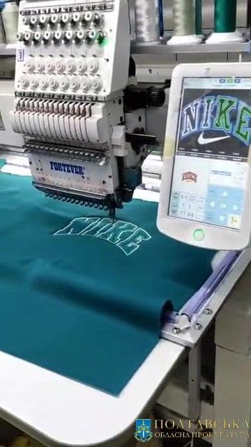 Підроблені «Nike» та українська символіка — у Полтаві викрили підпільний швейний цех