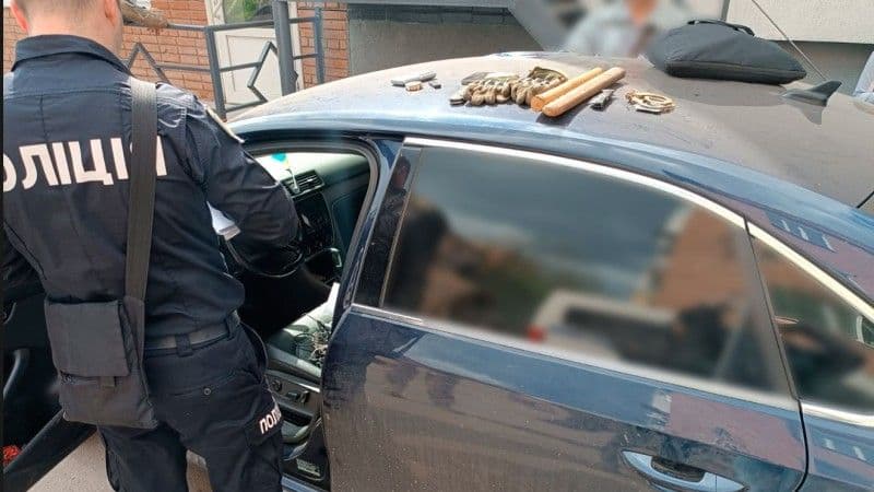 Погрожували та вимагали гроші: на Полтавщині судитимуть кримінальну банду
