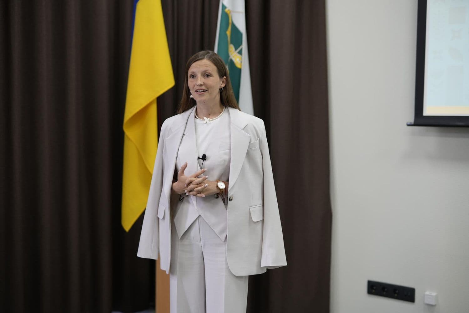 Звіт очільниці міста та ремонт доріг у Полтаві — головне за 16 серпня