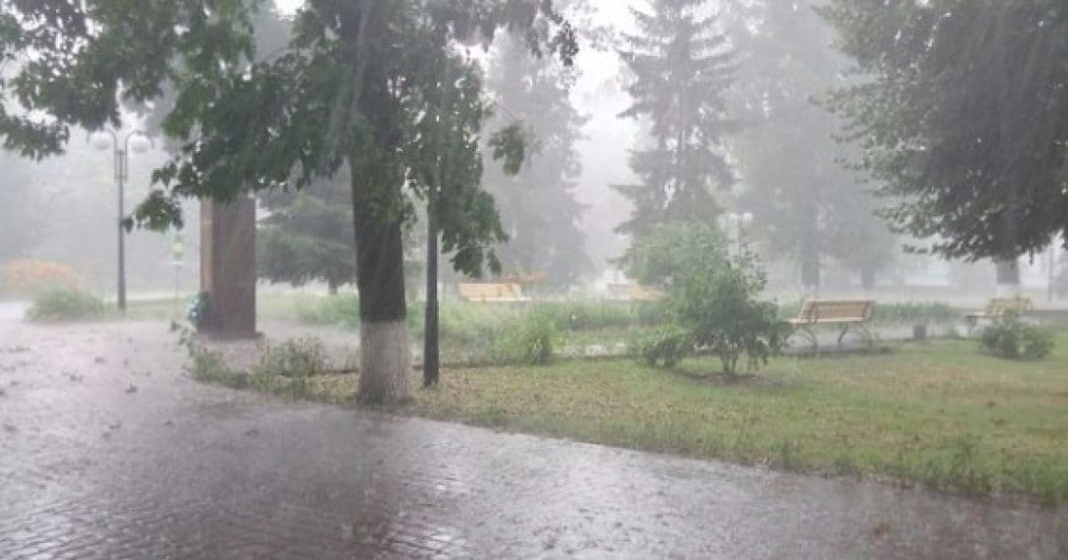 Дощ та вітер - якою буде погода на вихідні