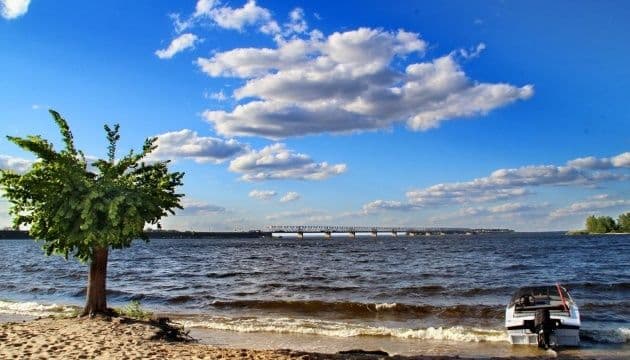 За добу у Кременчуцькому водосховищі різко зріс рівень води