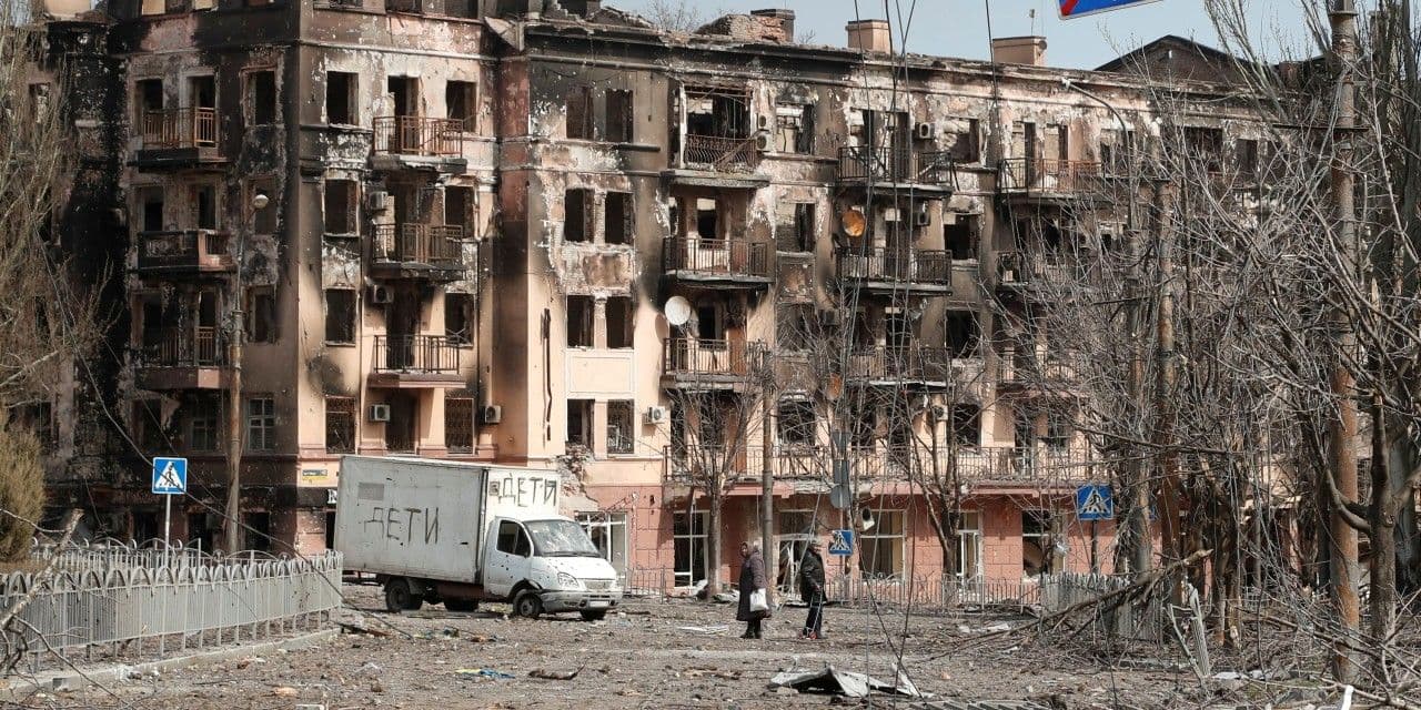 Заради відео росіяни розстріляли людей у Маріуполі