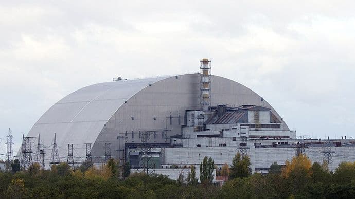 Росіяни захопили ЧАЕС і аеропорт Гостомеля, — Михайло Подоляк