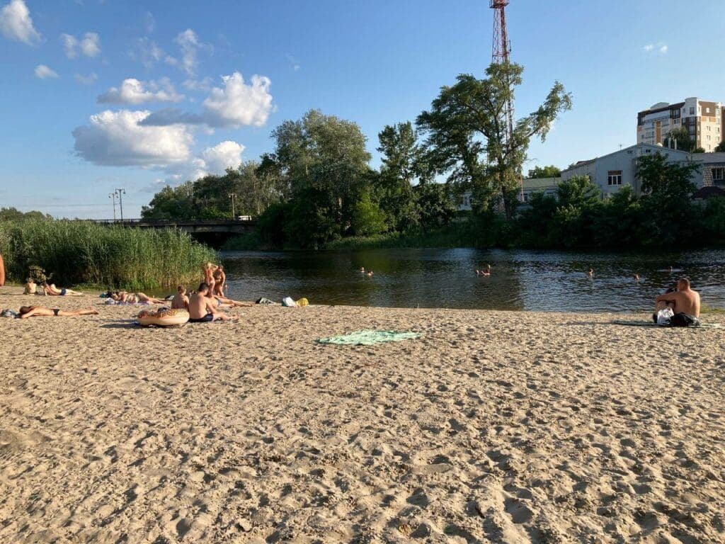 Рівень кишкової палички на одному з пляжів Полтави перевищує норму