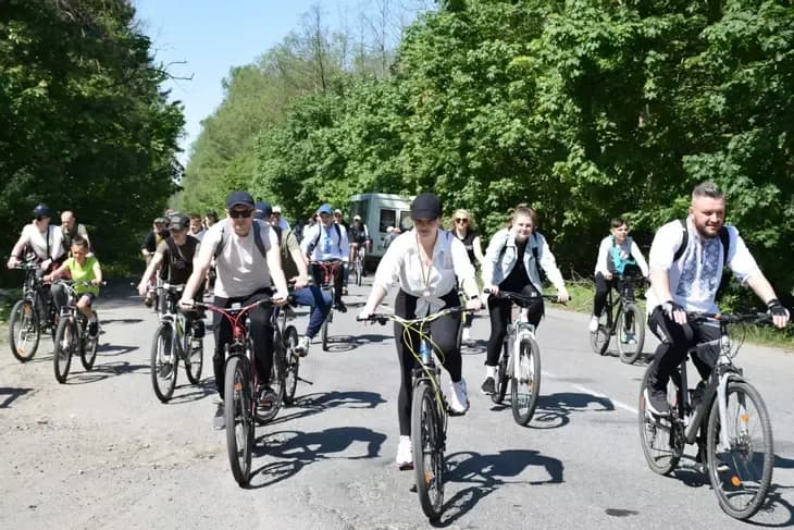 Освітній хаб у полтавській школі та благодійний велодень у Кременчуці— головне за 13 серпня