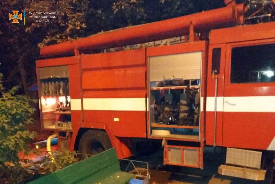 Загорівся підвал – ледве врятували квартиру