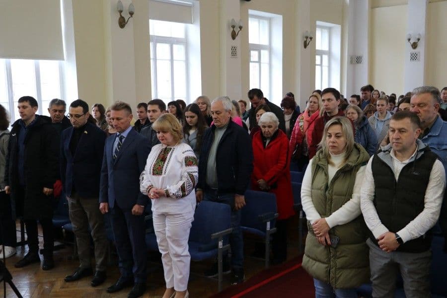 Відкриття нового факультету в полтавському університеті та приватизація виробничого будинку — головне за 30 квітня