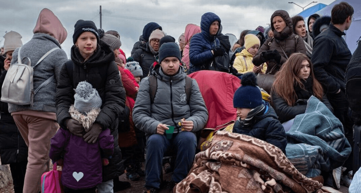 Депортованим українцям почали видавати посвідчення для повернення додому