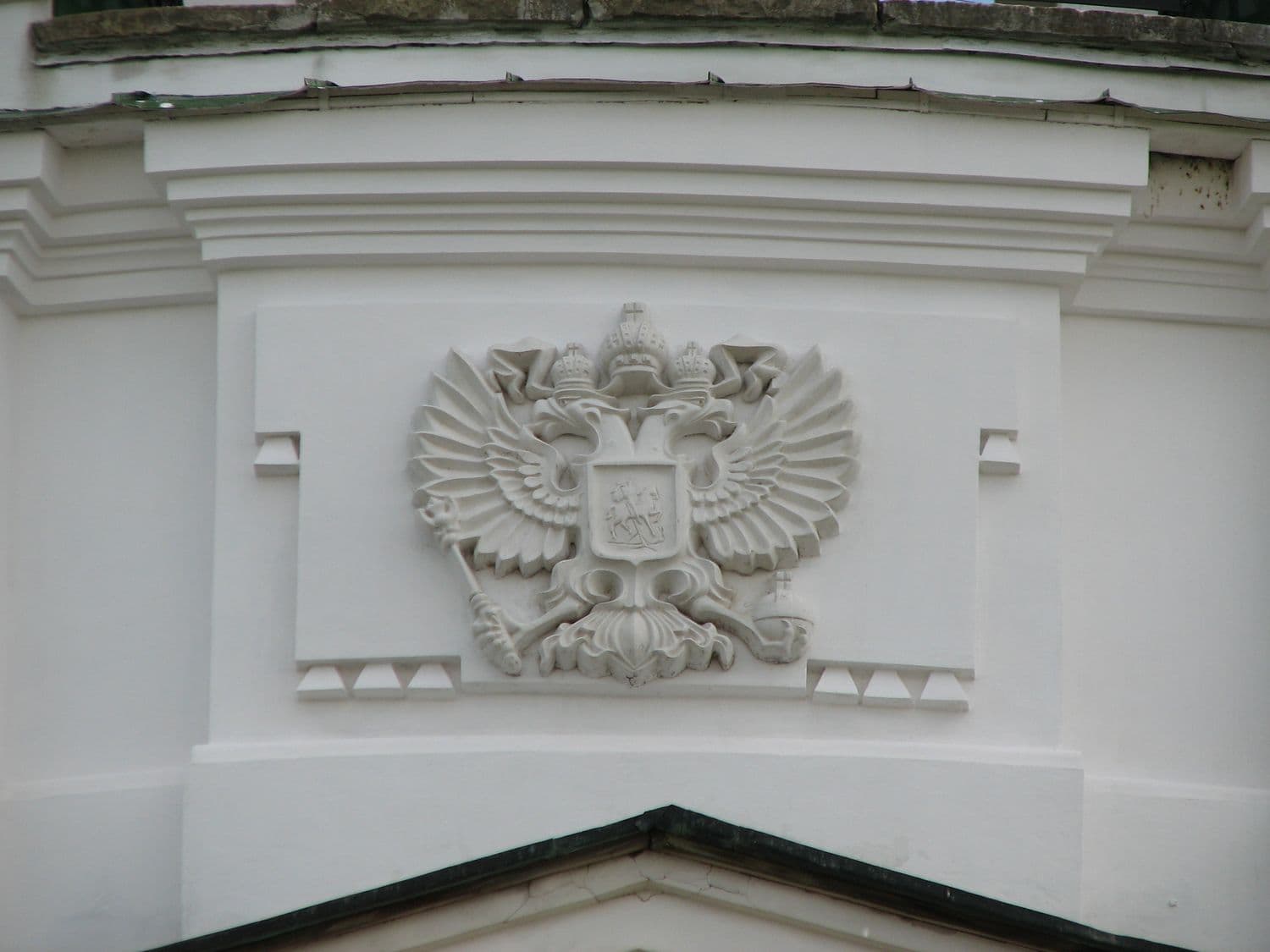 У Полтаві пропонують демонтувати двоголового орла з дзвіниці Хрестовоздвиженського монастиря