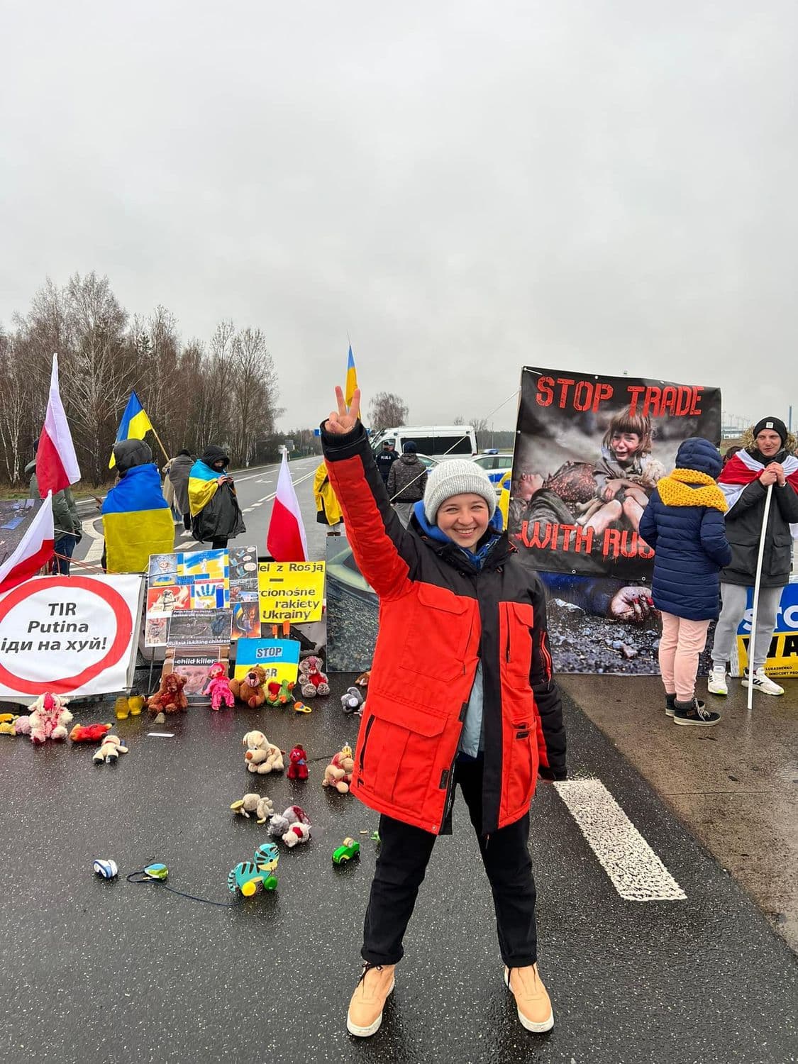 Перемога на кордоні: полтавські активістки зупинили російській й білоруські фури в Європі