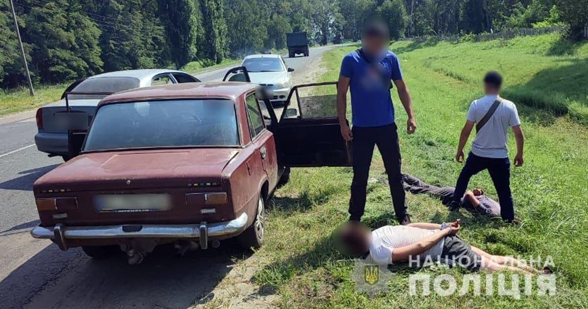 У Полтавському районі затримали продавця зброї