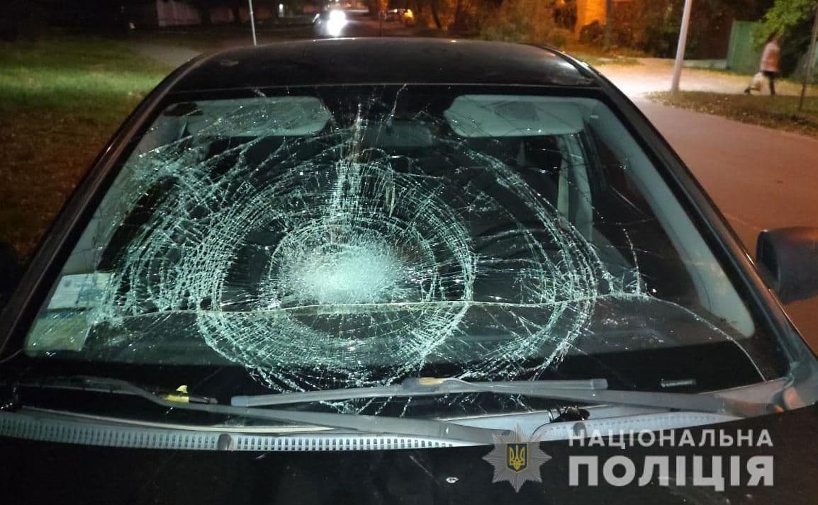 У Полтаві водій збив 84-річну бабусю, та в лікарні