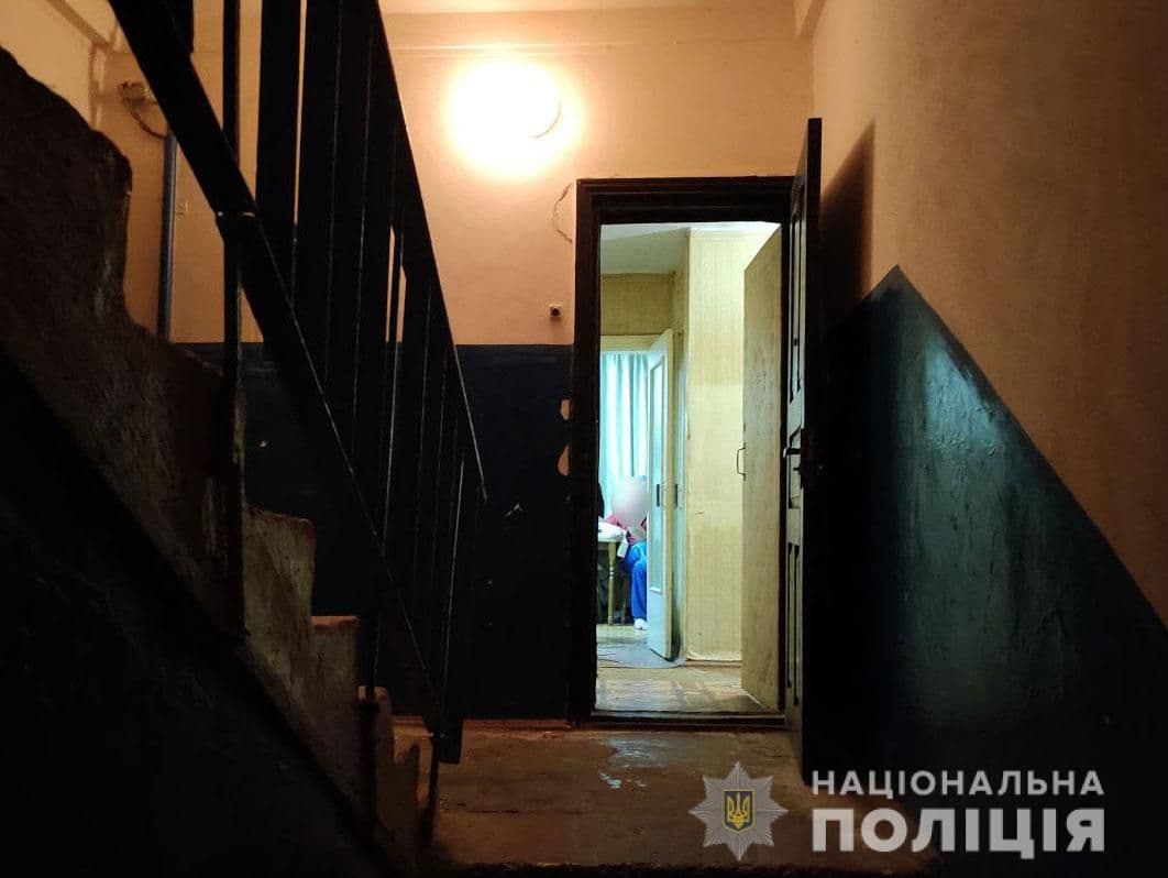 У Пирятині затримали чоловіка, який пограбував квартиру дідуся