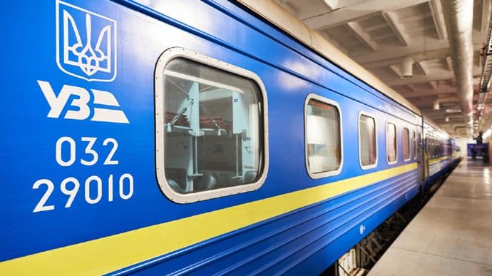 Потяг з Луганської області змінює маршрут – курсуватиме через Полтаву