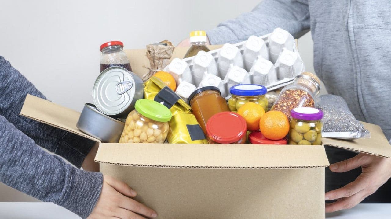 На Полтавщині родинам загиблих воїнів видають продуктові набори