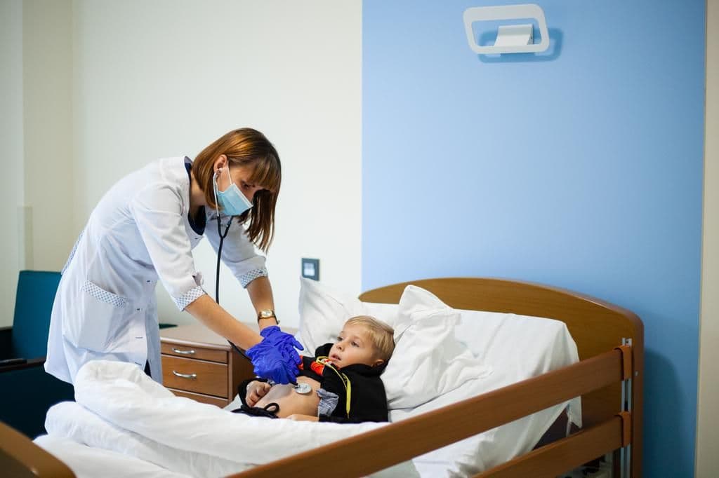 Збільшення вартості харчування у школах і відкриття ще одного «вікна життя» у Полтаві — головне за 19 грудня