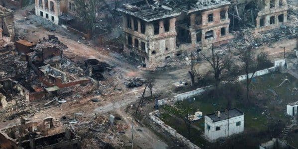 Україна вимагає терміновий гумкоридор з маріупольського заводу «Азовсталь»