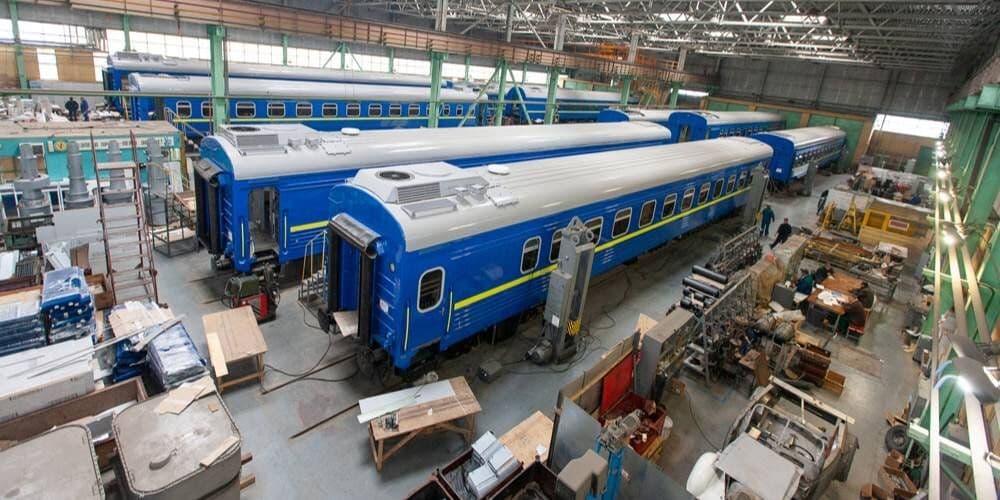 Укрзалізниця претендує на частку Крюківського вагонзаводу, що належить російському бізнесмену