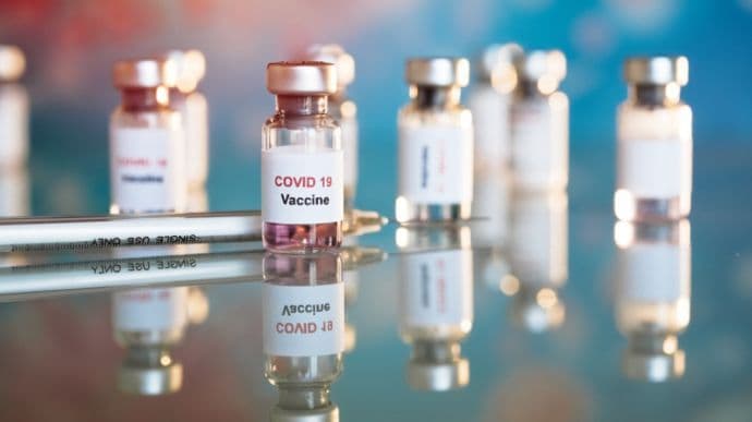 Ефективність вакцини CoviShield досягає 90% - лікар Юрій Курячий