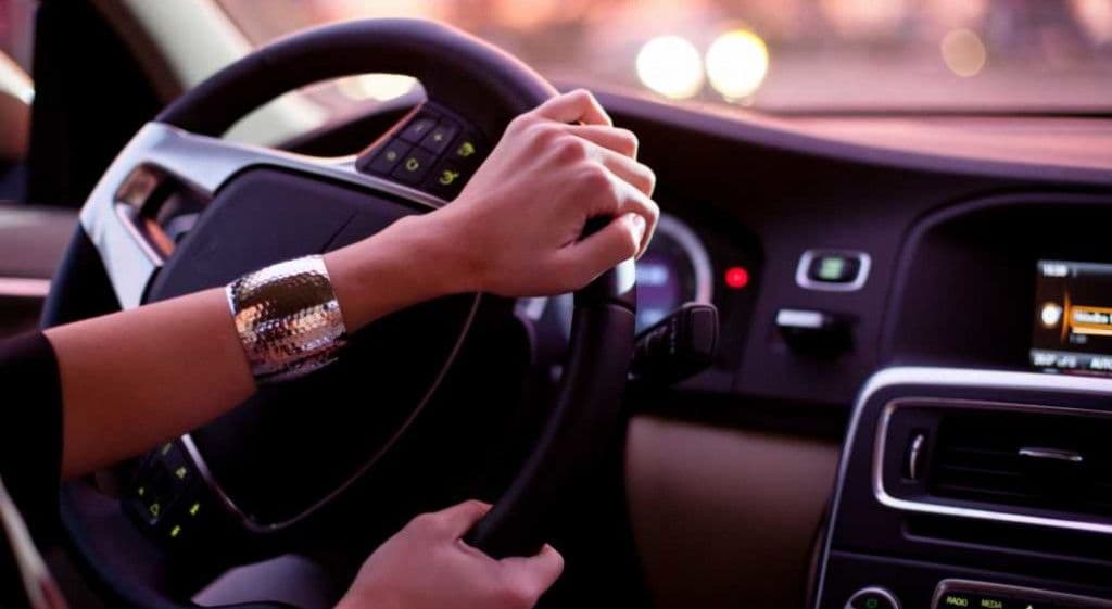 Українці знову можуть скласти іспит на право водіння