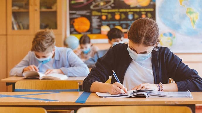 Як працюватимуть школи з 1 вересня: останні новини з кабміну
