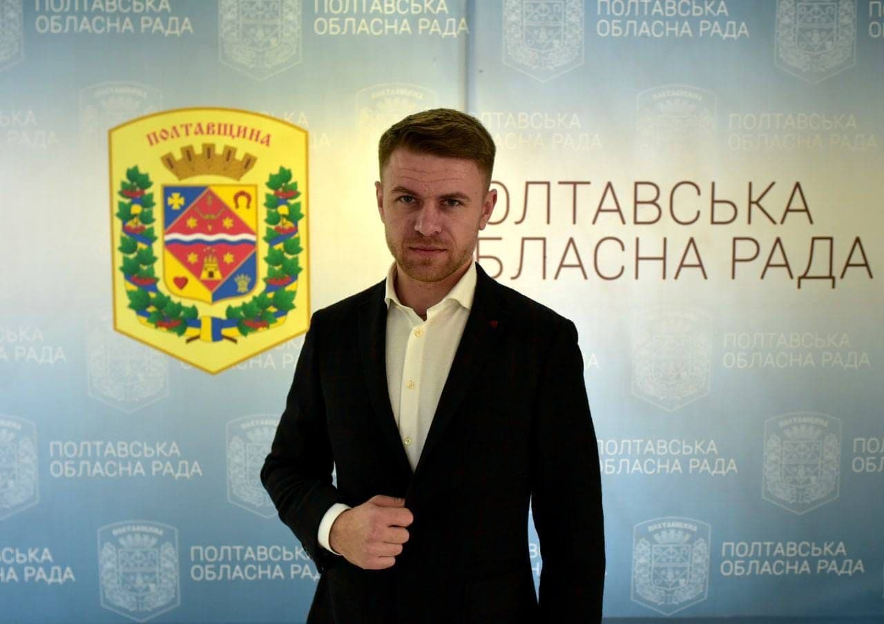 Родина депутата облради від ОПЗЖ погрожує журналістці з Чутового (доповнено коментарем-спростуванням)