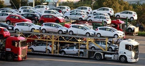 Машини наліво: підприємці області приховали понад 100 млн грн податків