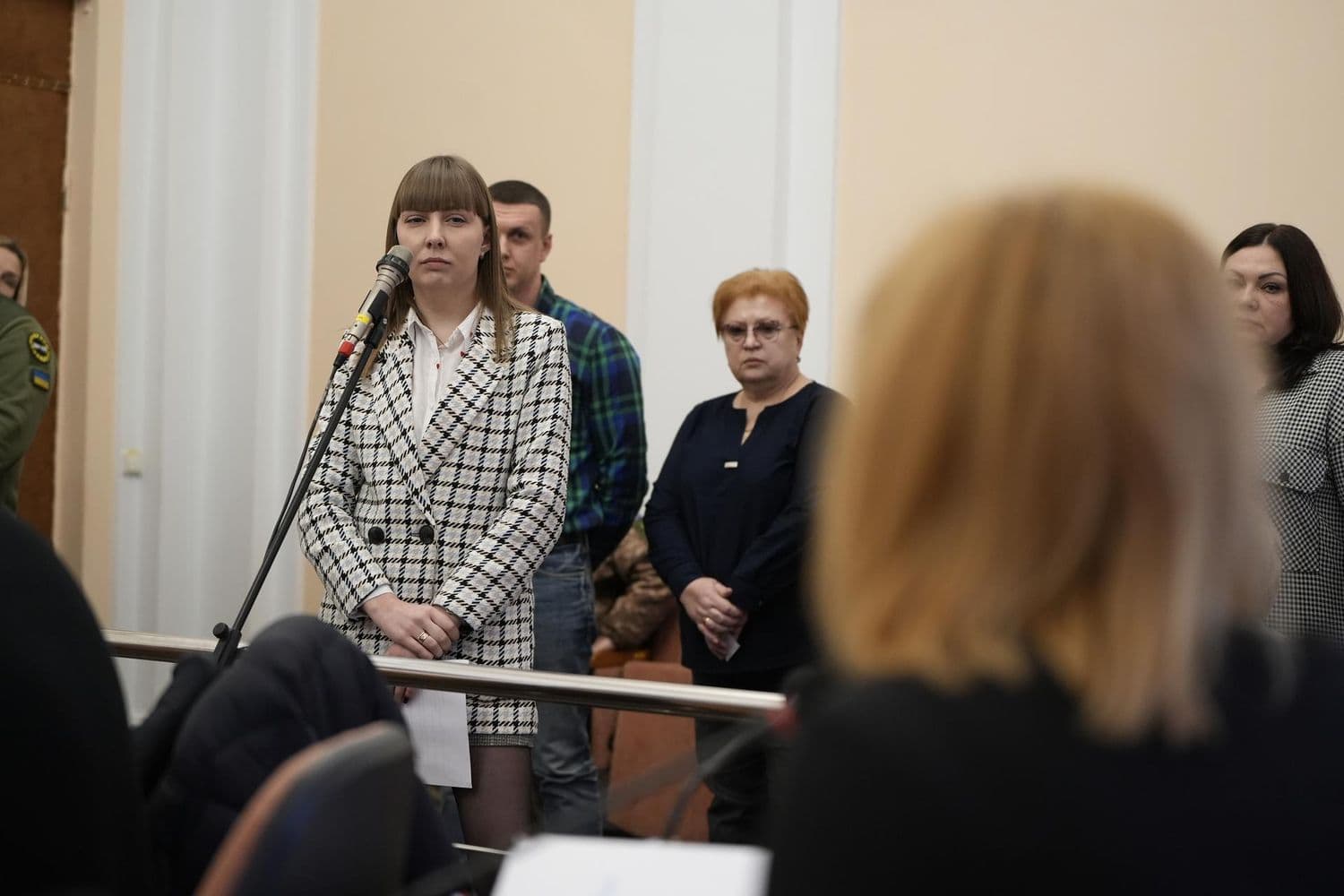 «Подивіться мені в очі і скажіть що ви не називаєте пацієнтам суми»: історія з другою лікарнею набуває нових обертів