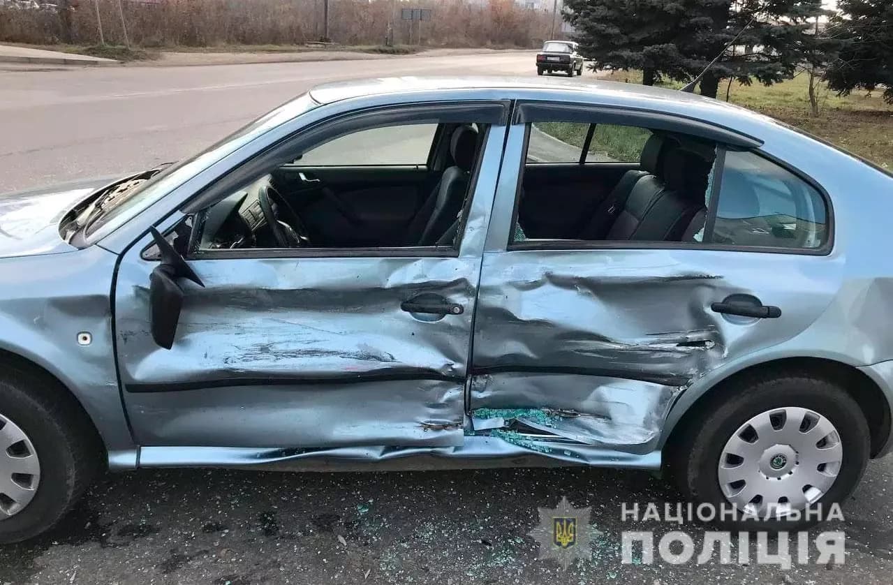 У Полтаві зіткнулися автівки: постраждав підліток