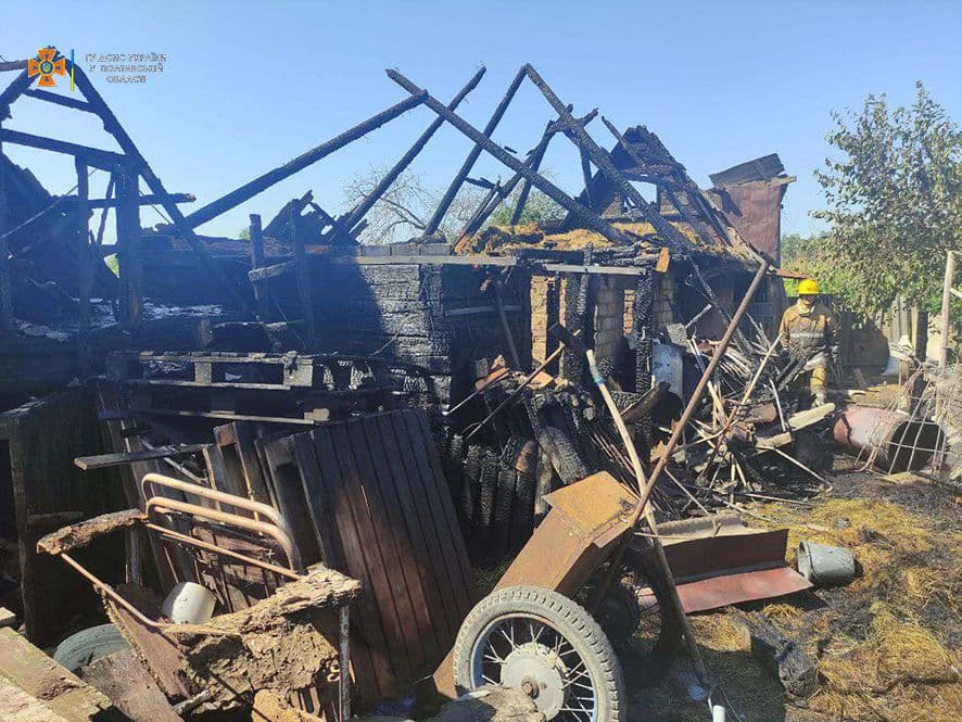 Пожежа під Лубнами: у чоловіка виявили опіки 2 ступеня