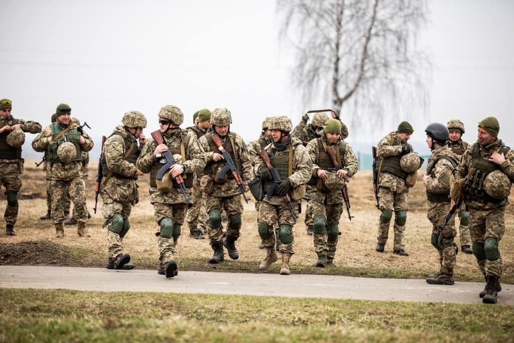 Росія стягує війська до кордонів України - це загрожує воєнній безпеці нашої держави