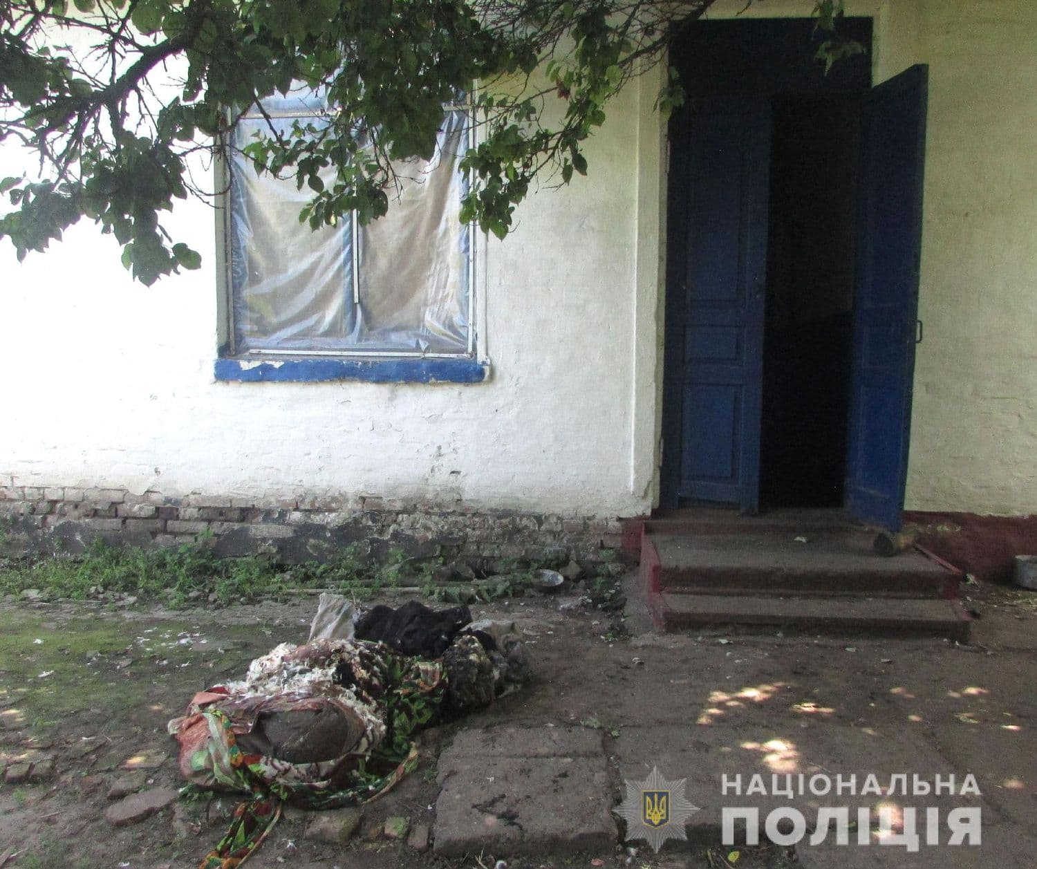 На Полтавщині жінка через конфлікт підпалила сусідку — та померла