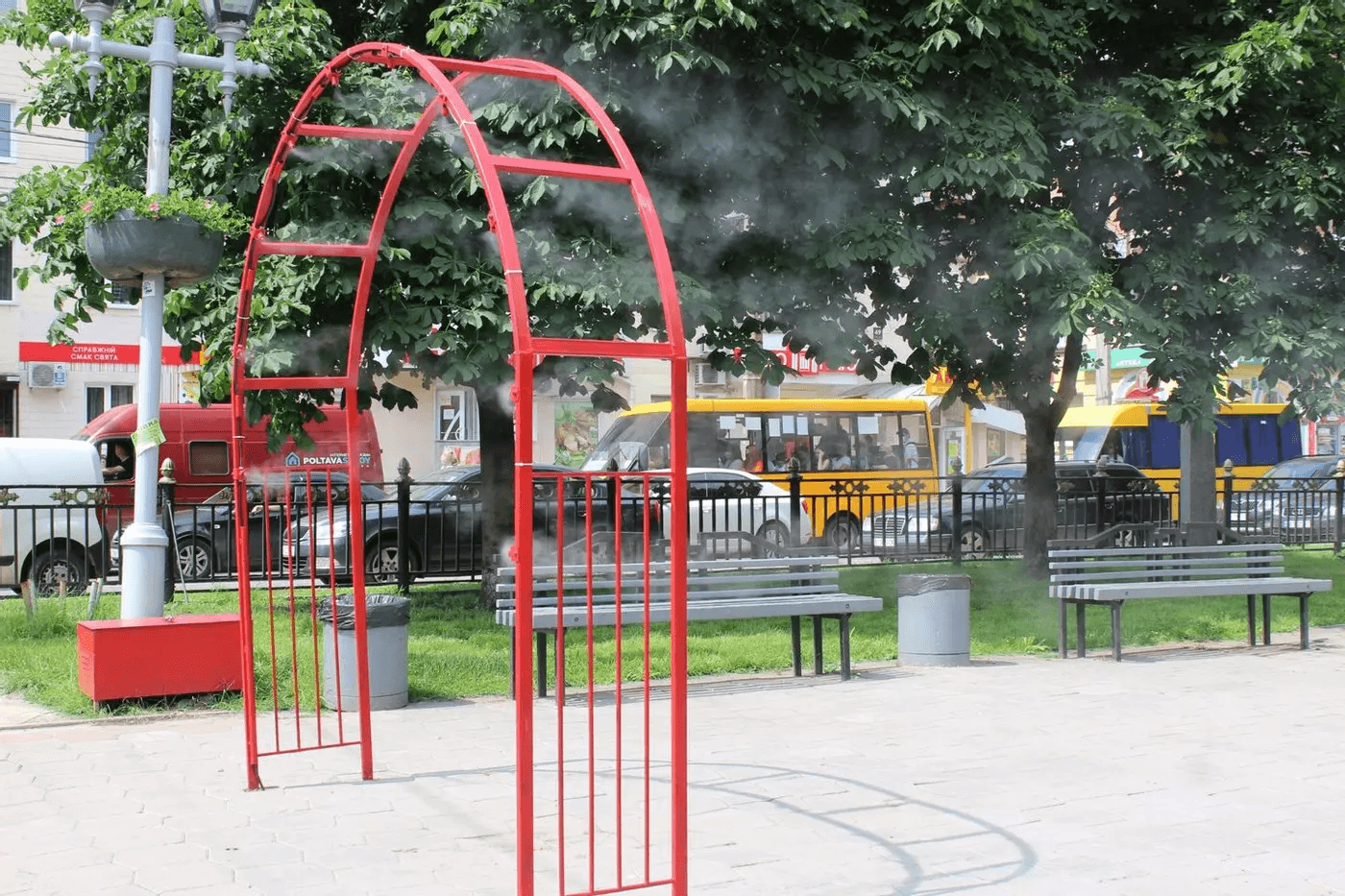 У Полтаві відновлюють роботу туманоутворювальних арок