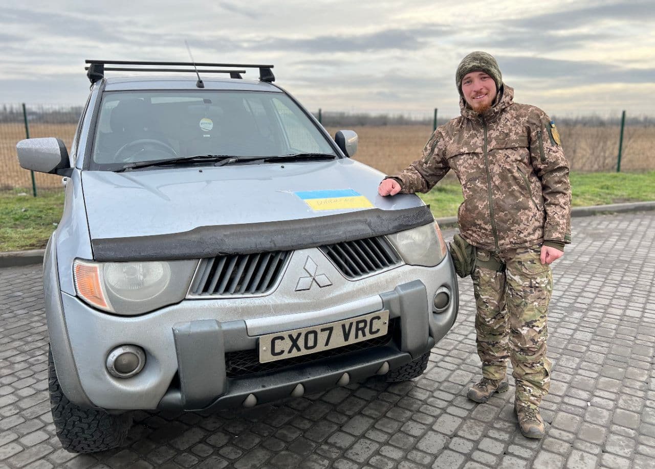Полтавські бійці терміново збирають на ремонт бойової автівки з позивним «Елла»