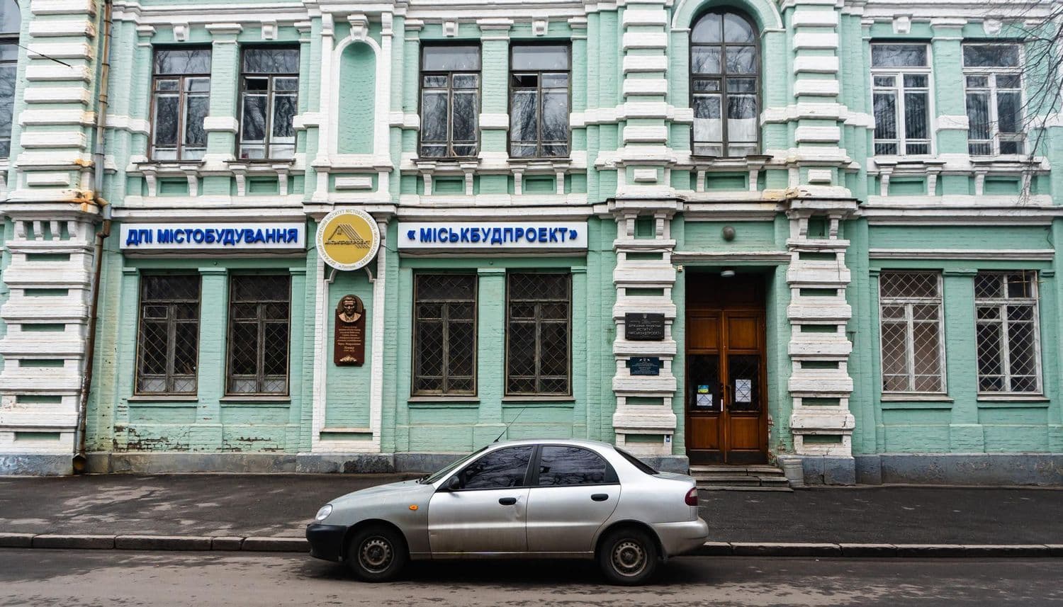 ДБР Полтави витратить ще понад два мільйони на реставрацію історичної будівлі