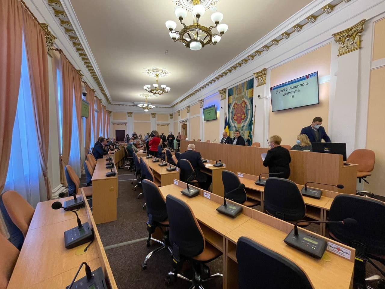 Мамай не зміг «протягнути» виділення земельної ділянки для тещі та «закрив» сесію