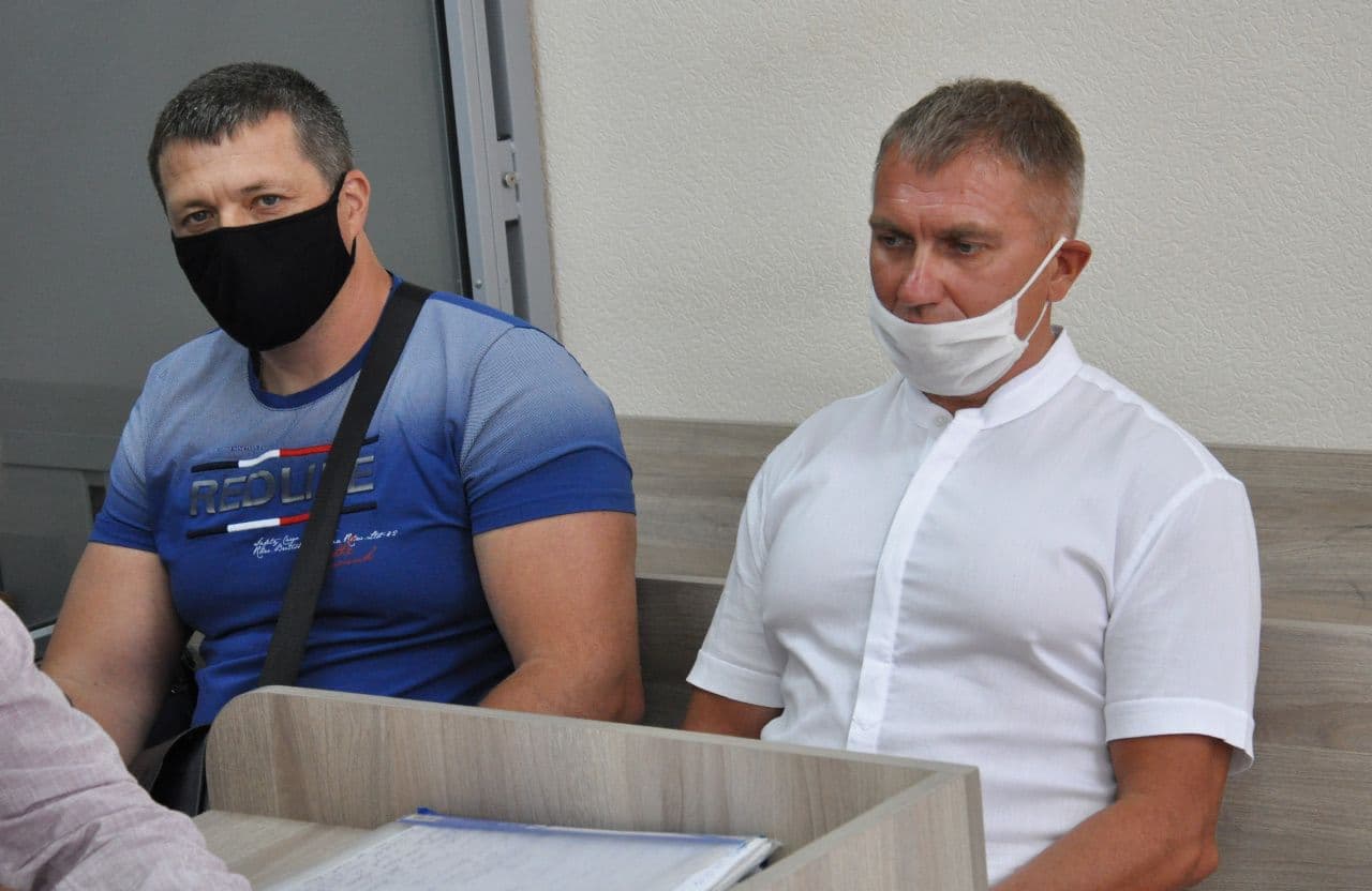 «Кривава арка»: суд переніс останнє слово двох охоронців із Кременчука, які напали на полтавців із ножами