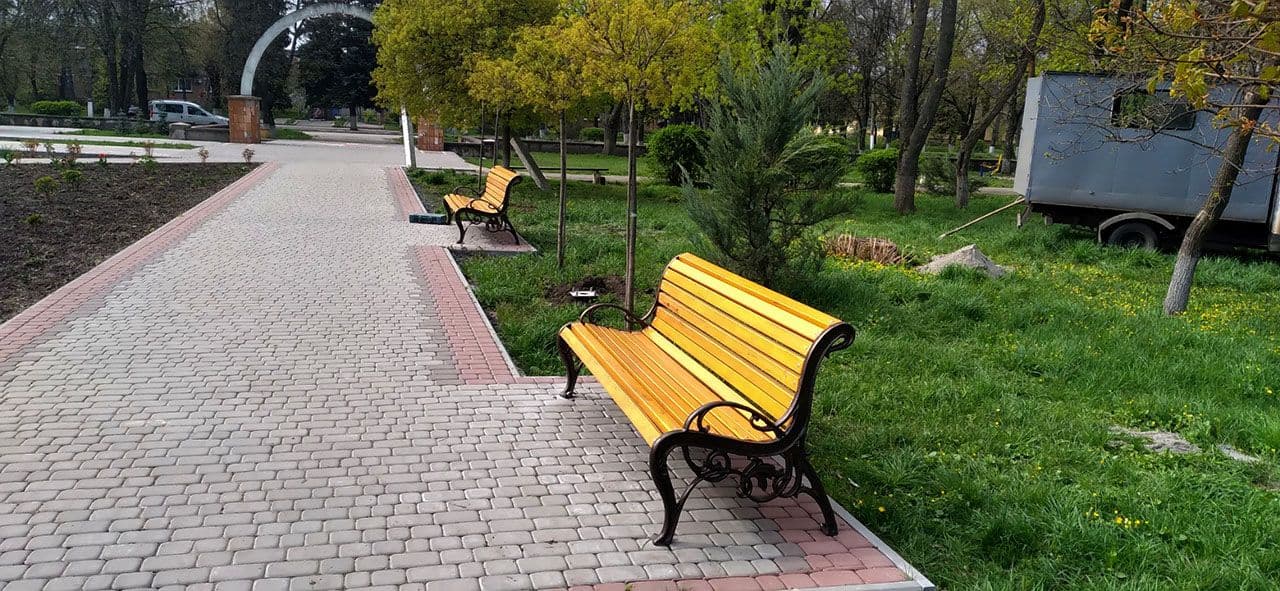 Пам'ятник Хмельницькому та скейт-манданчик — у громаді на Полтавщині реконструюють парк