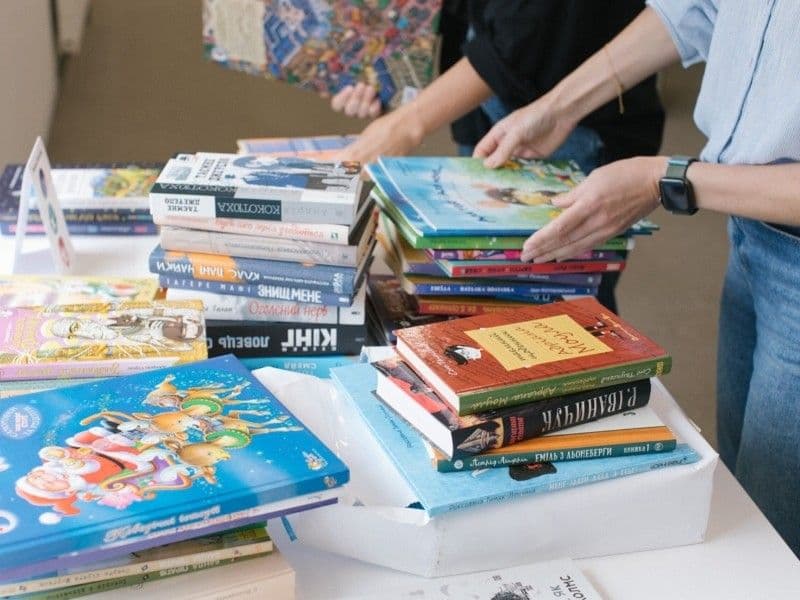 У Полтаві оголосили збір книжок для звільнених територій