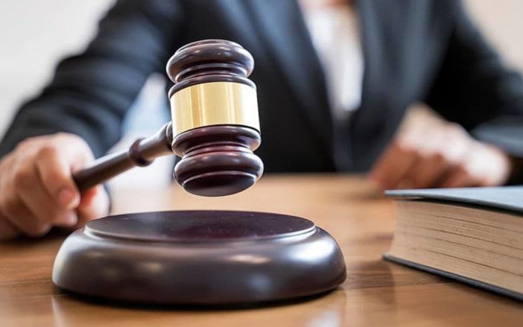 Покаявся і отримав «умовно»: суд відпустив пенсіонера, який вихваляв путіна і зневажав азовців
