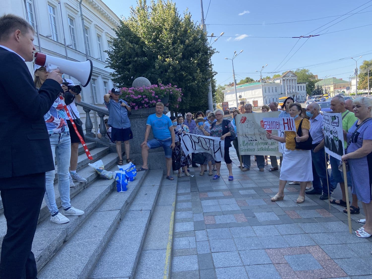 Трансляція п'ятої сесії Полтавської міської ради 8 скликання
