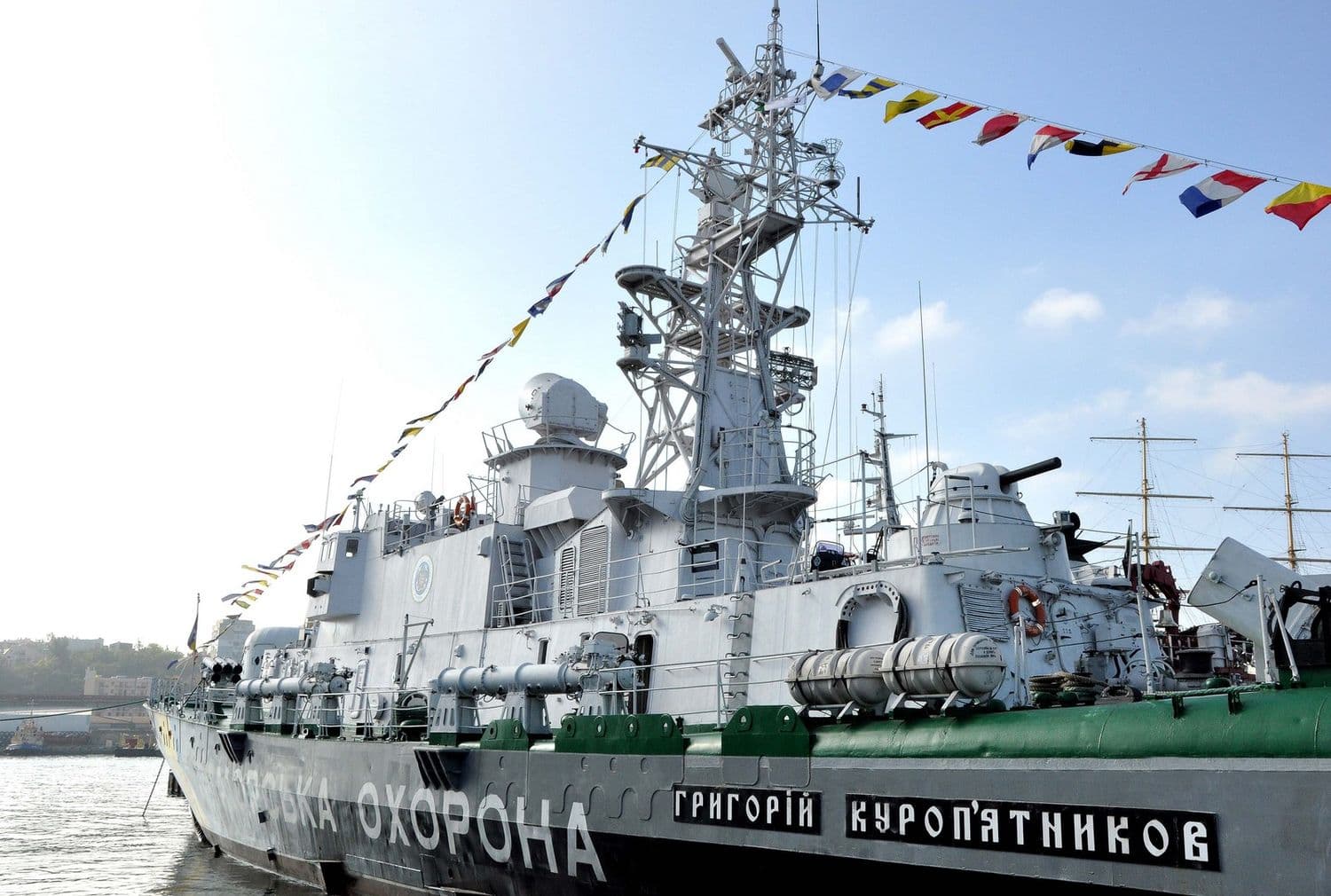 Над Чорним морем збили ворожий дрон
